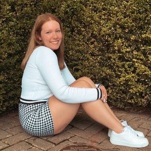 Meet your Posher, Meredith